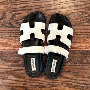 Steven Madden Mayven White Leather Sandals